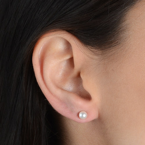 Brinco Dourado Classico de Pérola - Galeria